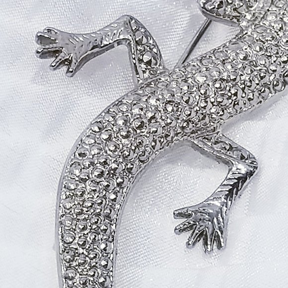 Vintage Sparkly Silver Tone Lizard Brooch/Pin - Picture 3 of 8